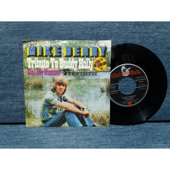 MIKE BERRY TRIBUTE TO BUDDY HOLLY
