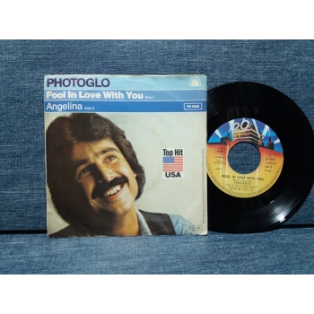PHOTOGLO FOOL IN LOVE ANGELINA