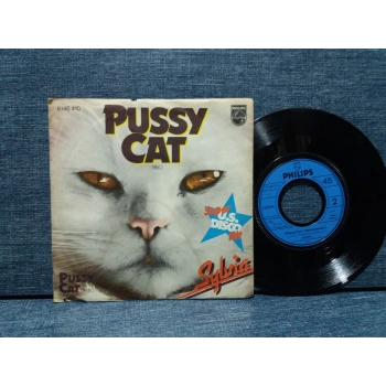 PUSST CAT SYLVIA