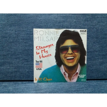RONNIE MILSAP STRANGER IN MY