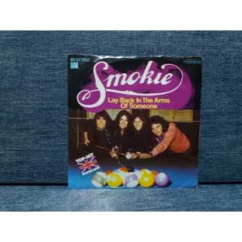 SMOKIE LAY BACK IN THE ARMS OF SOMEONE