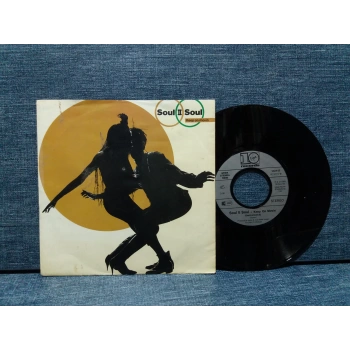 SOUL II SOUL KEEP ON MOVIN