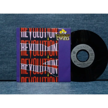 THOMPSON TWINS REVOLUTION