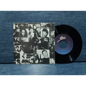 UB40  DR X DONT WALK ON THE GRASS