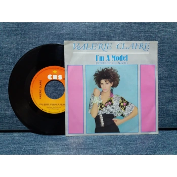 VALERIE CLAIR IM A MODEL