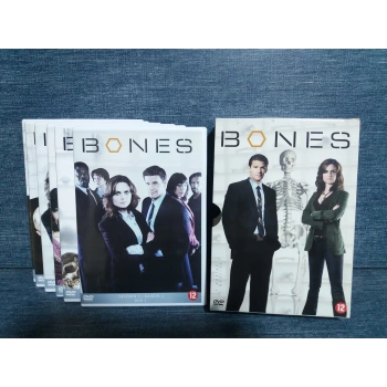 BONES SEASON ONE 6 DISK BOX DVD FİLM (İNGİLİZCE)