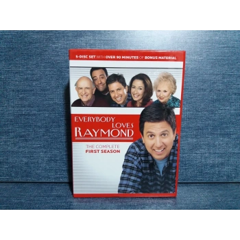 EVERBODY LOVES RAYMOND 1.SEZON 5 CD BOX DVD (İNGİLİZCE)