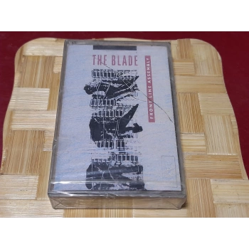 FRONT LINE ASSEMBLY THE BLADE MÜZİK KASET