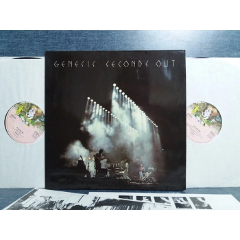 GENESIS SECONDS OUT 2 LP