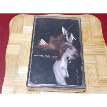 PEARL JAM LIVE ON TWO LEGS MÜZİK KASET