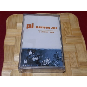 Pİ HERŞEY ZOR MÜZİK KASET