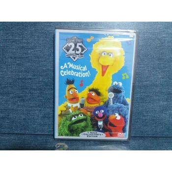 SESAME STREET A MUSICAL CELEBRATION DVD (SIFIR)