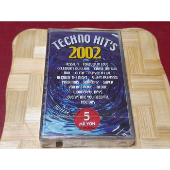 TECHNO HITS MÜZİK KASET
