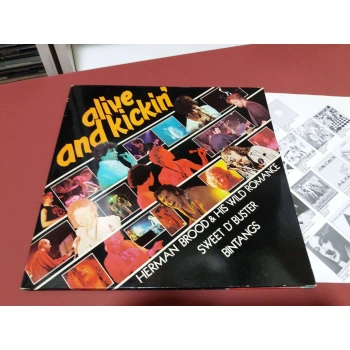 ALIVE AND KICKIN HERMAN BROOD SWEET D BUSTER BINTANGS