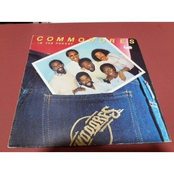 COMMODORES IN THE POCKET