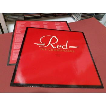 COMMUNARDS RED