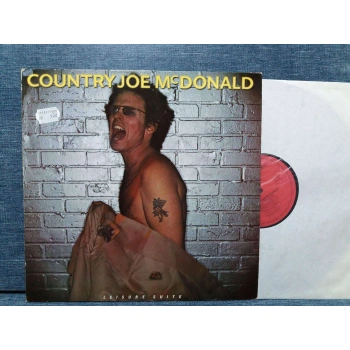 COUNTRY JOE McDONALD LEISURE SUITE