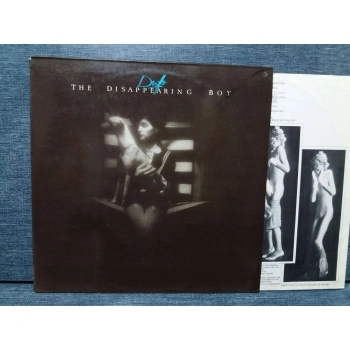 DUFFO DISAPPEARING BOY