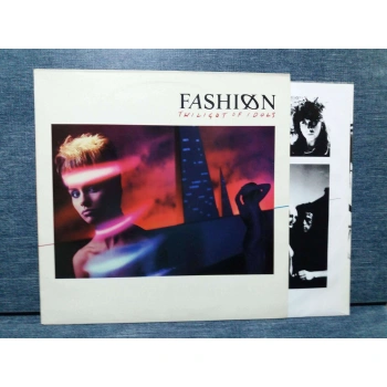 FASHION TWILIGHT OF IDOLS