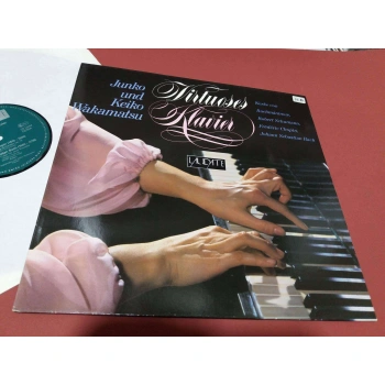 JUNKO UND KEIKO WAKAMATSU KLAVIER