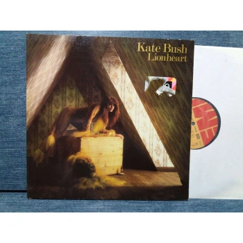 KATE BUSH LION HEART