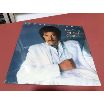 LIONEL RICHIE DANCING ON THE CEILING