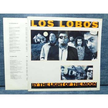 LOS LOBOS BY THE LIGHT OF THE MOON