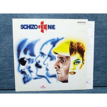 SCHIZO FEENIE