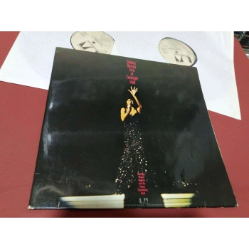 SHIRLEY BASSEY LIVE AT CARNEGIE HALL 2 LP