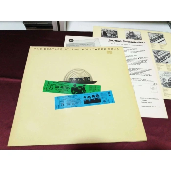 THE BEATLES AT TH EHOLLYWOOD BOWL