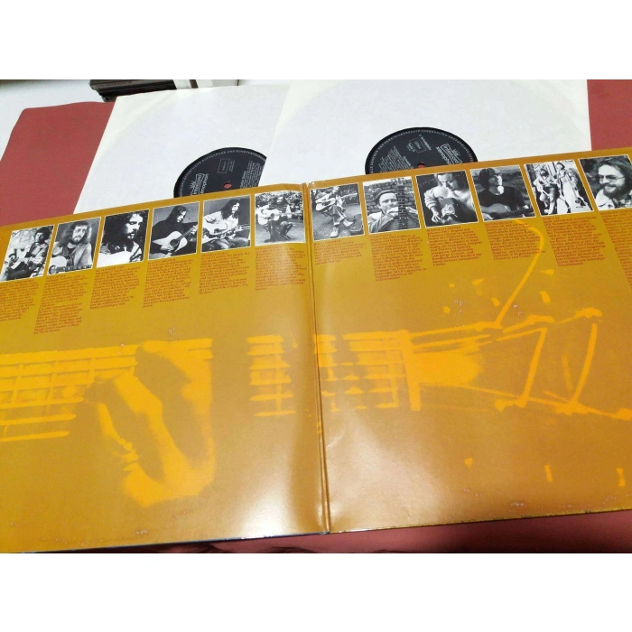 ACOUSTIC GUITAR SCENE    2 LP