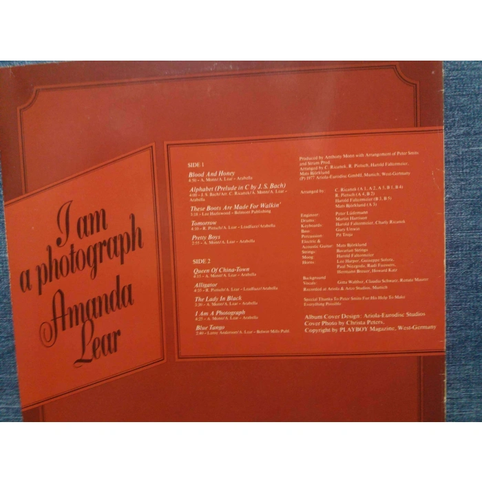 AMANDA LEAR PHOTOGRAPH