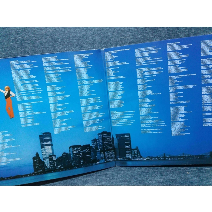 ANDREW LLOYD WEBBER TELL ME ON A SUNDAY MARTI WEBB