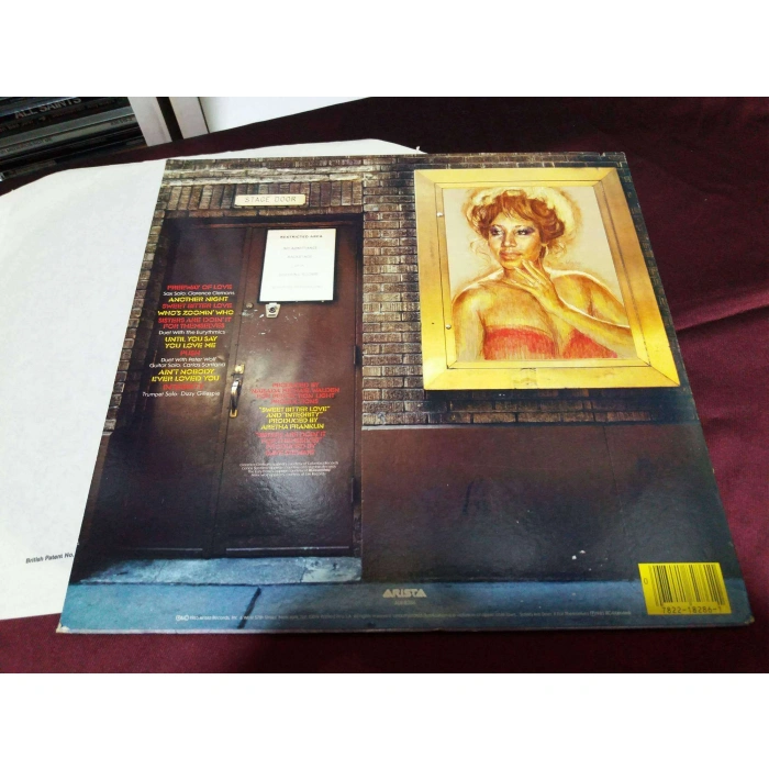 ARETHA WHOS  ZOOMIN WHO