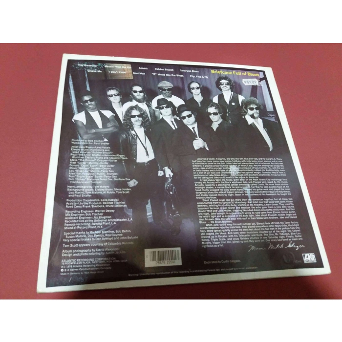 BLUES BROTHERS FULL OF BLUES