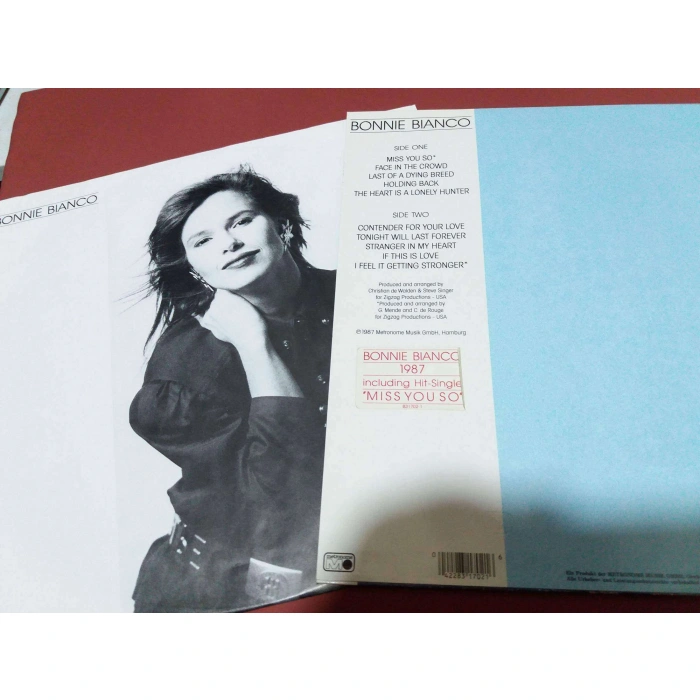 BONNIE BIANCO JUST ME