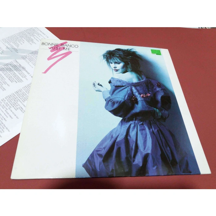 BONNIE BIANCO JUST ME