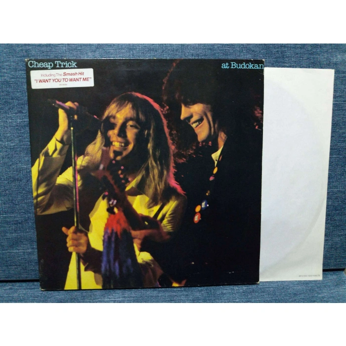 CHEAP TRICK AT BUDOKAN