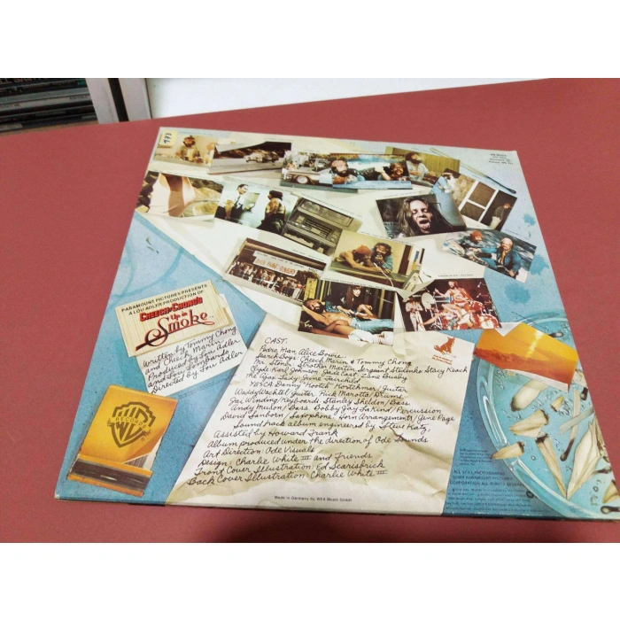 CHEECH CHONGS UP IN SMOKE