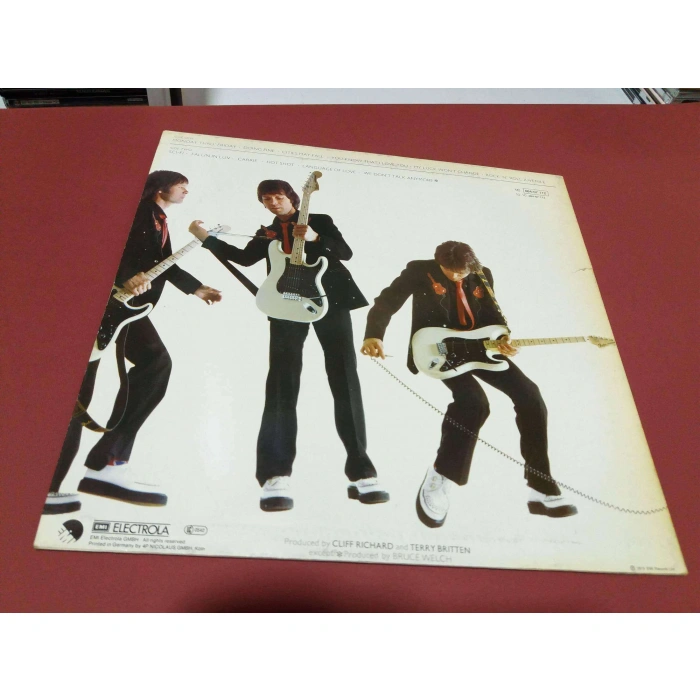 CLIFF RICHARD ROCK N ROLL