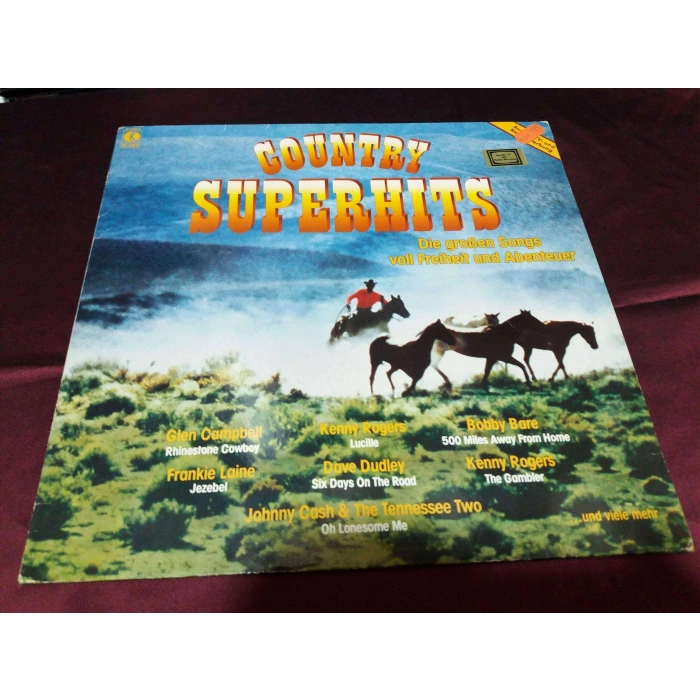 COUNTRY SUPER HITS
