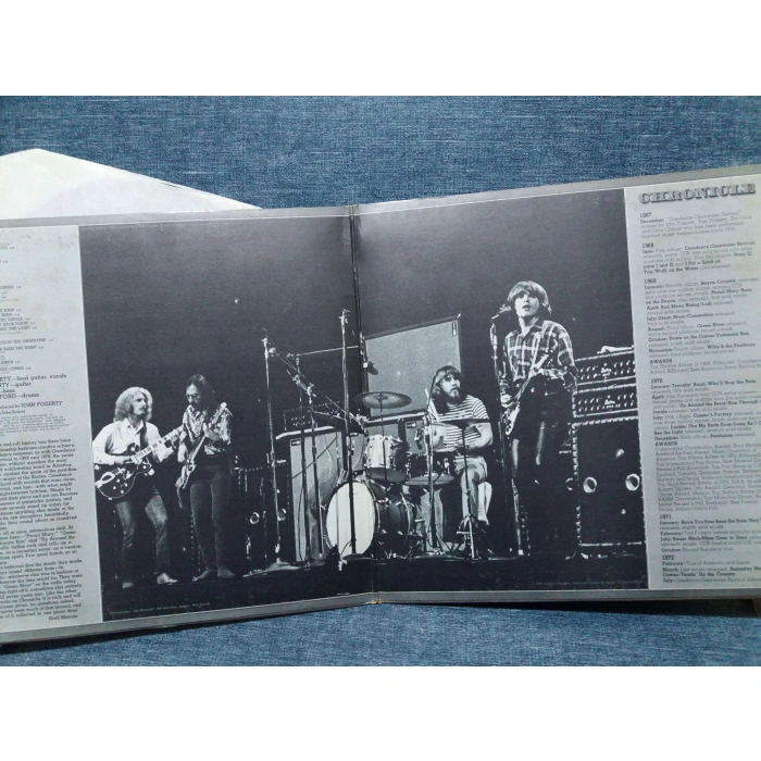 CREEDENCE CLEARWATER REVIVAL CHRONICLE  2 LP
