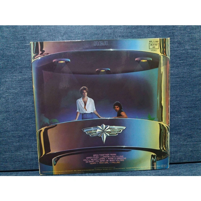 DARYL HALL JOHN OATES BIGGER THAN BOTH