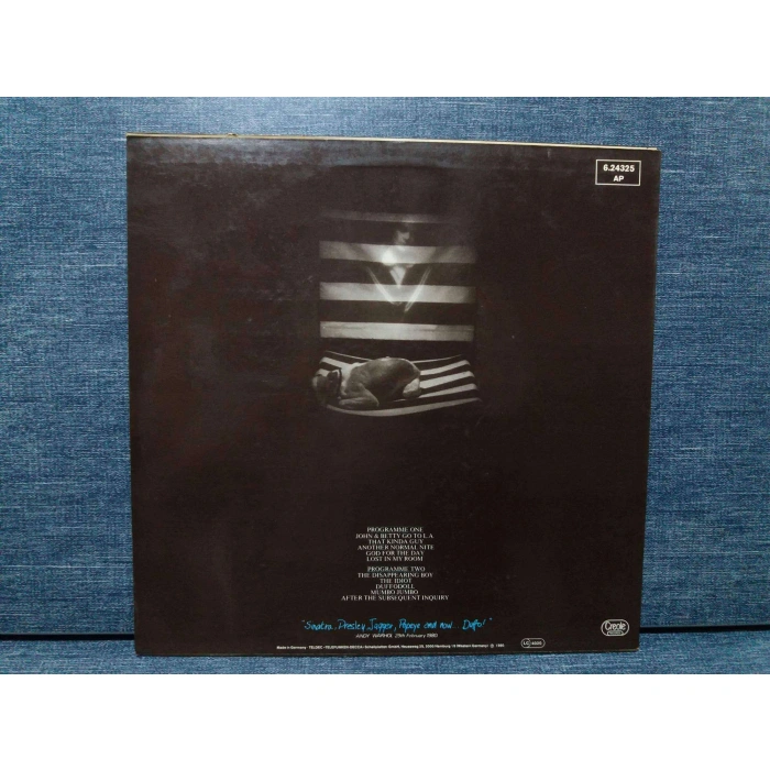 DUFFO DISAPPEARING BOY