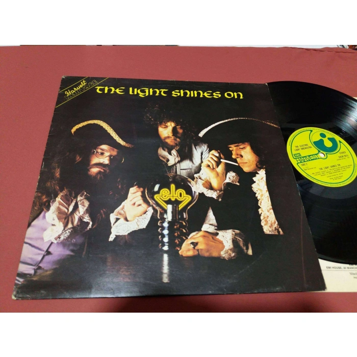 ELECTRIC LIGHT ORCHESTRA LIGHT SHINES