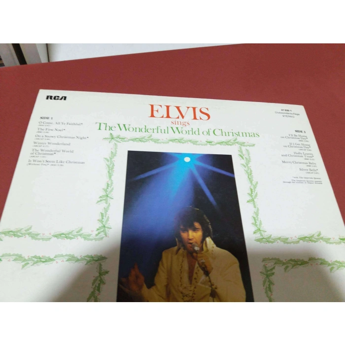 ELVIS WONDERFUL WORLD OF CHRISTMAS