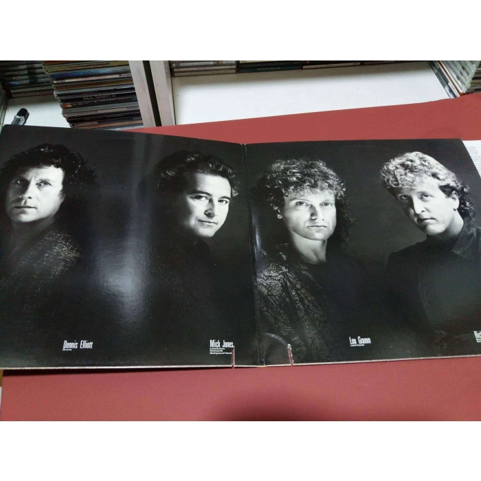 FOREIGNER INSIDE INFORMATION