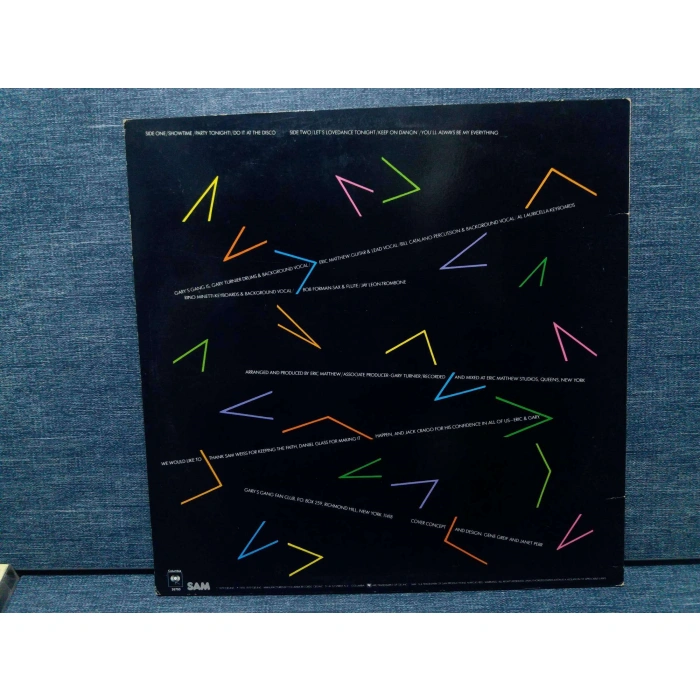 GARYS GANG KEEP ON DANCIN