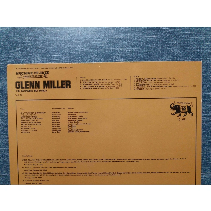 GLENN MILLER SWINGING BIG BANDS