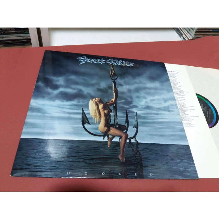GREAT WHITE HOOKED